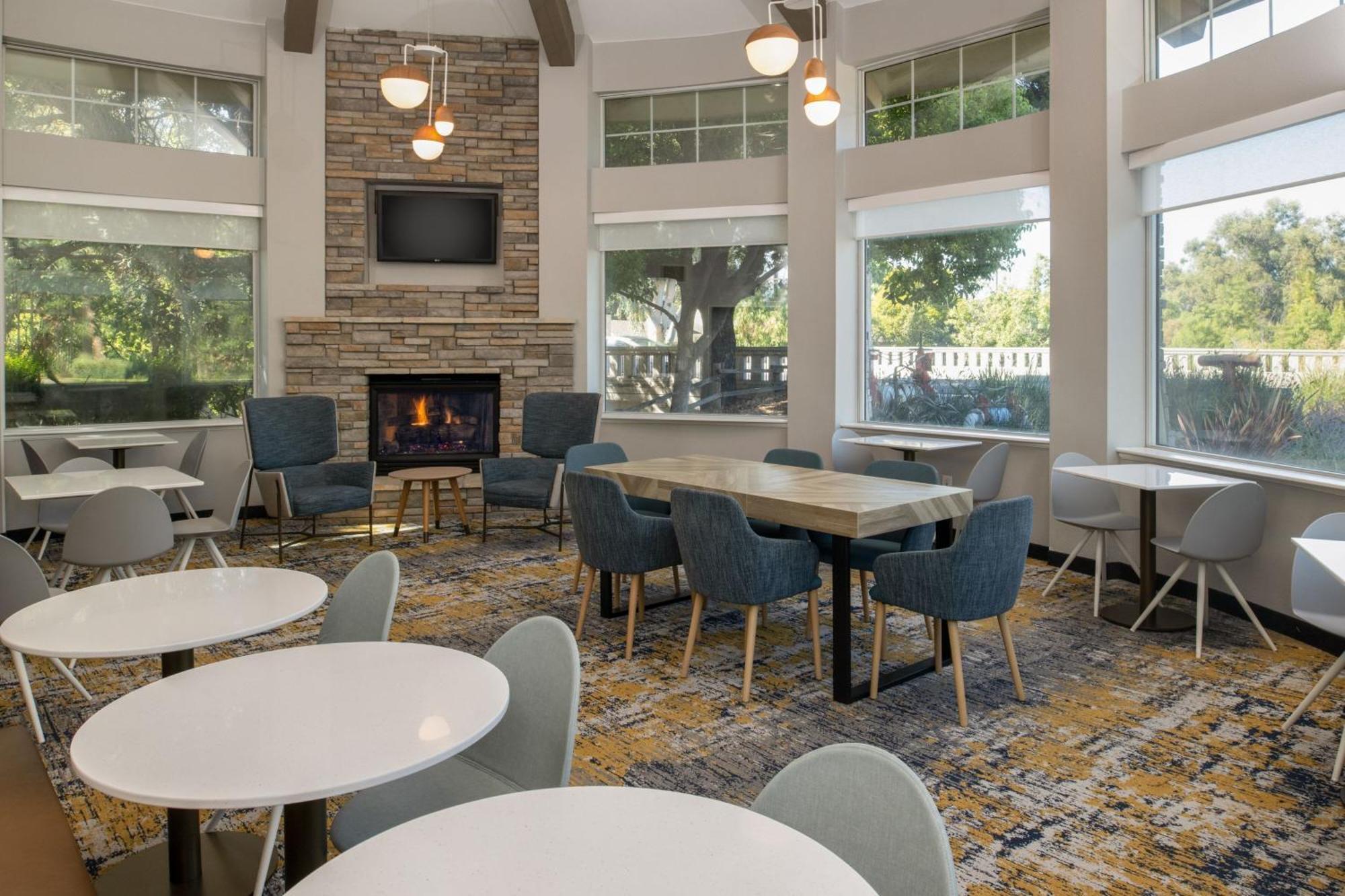 Towneplace Suites San Jose Кембъл Екстериор снимка